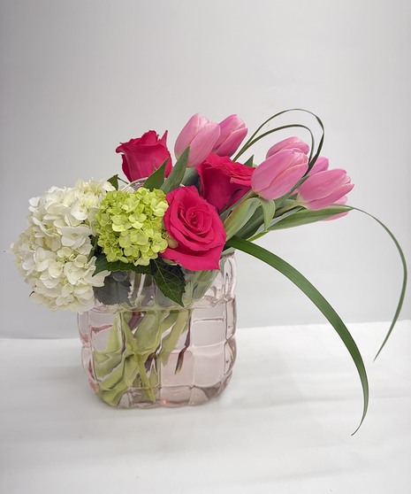 Petal Poetry Purse Vase